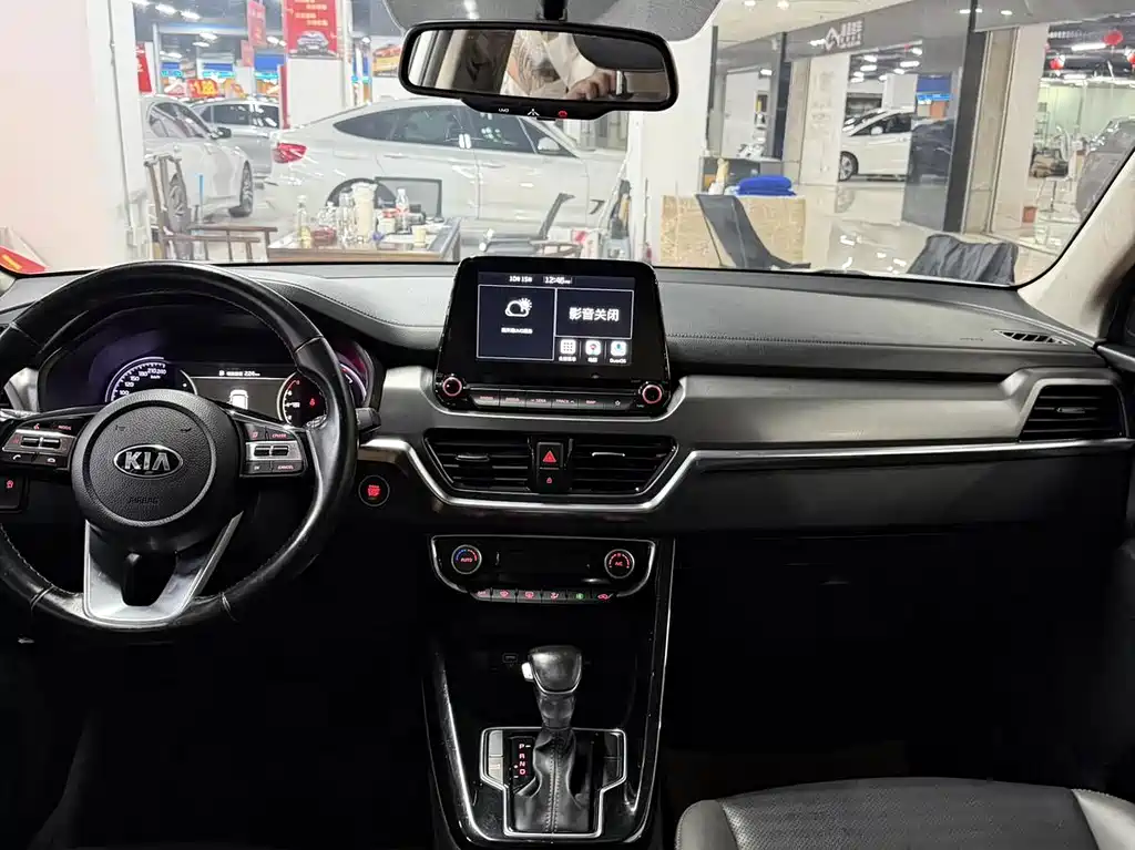 Kia Sportage — миниатюра 5