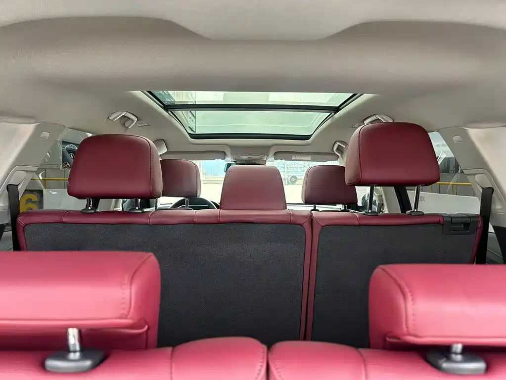 Hongqi Hongqi HS7 — миниатюра 7