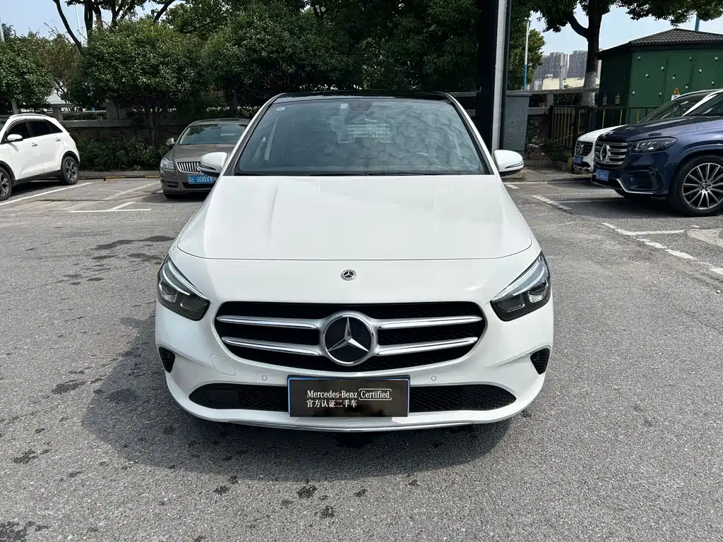 Mercedes-Benz B-Class — миниатюра 2