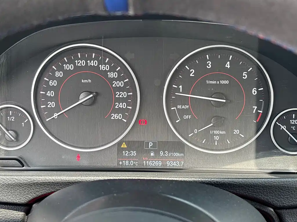 BMW 3 Series — миниатюра 11
