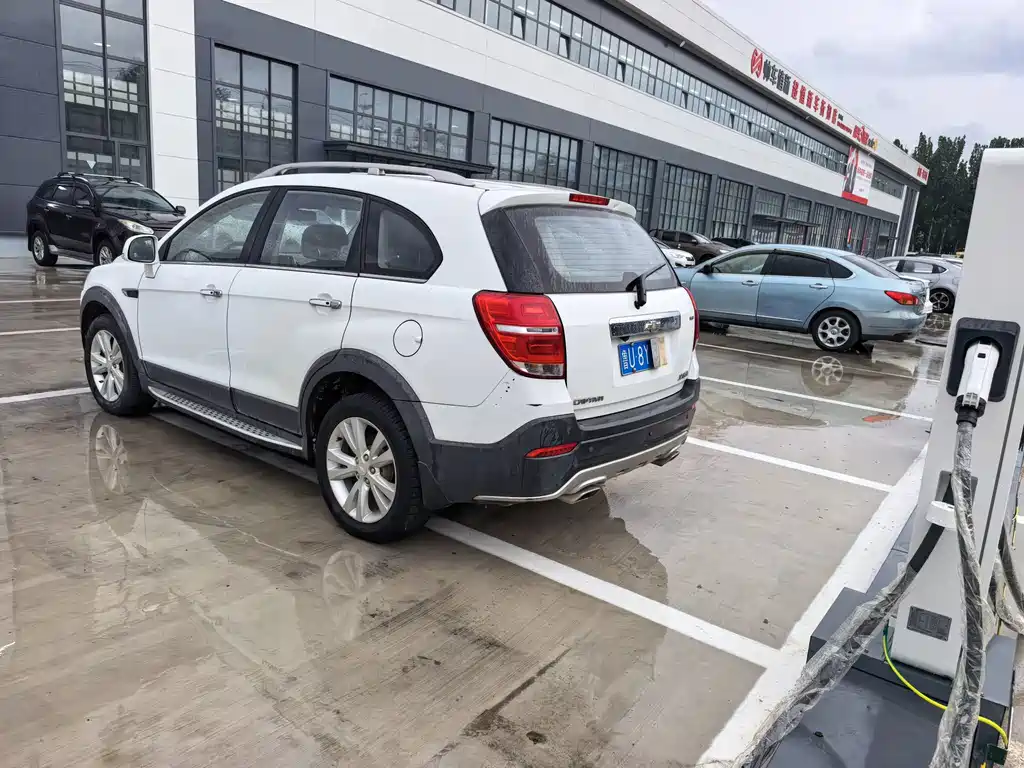Chevrolet Captiva — миниатюра 5