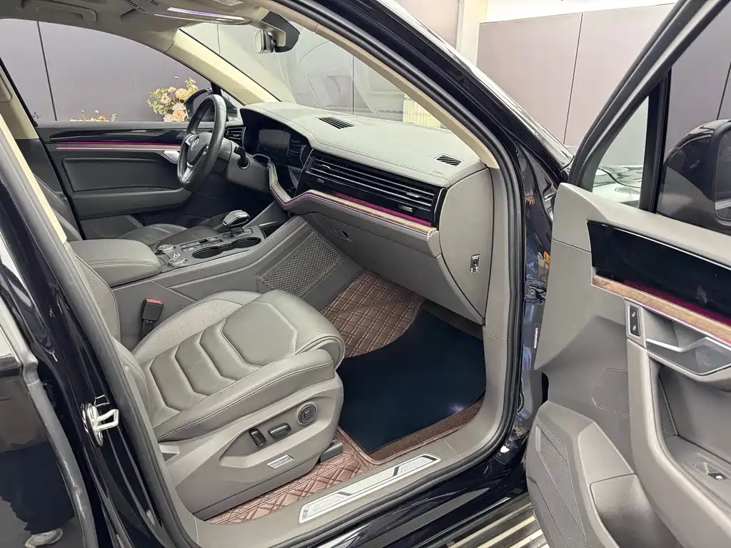 Volkswagen Touareg 2019 2.0TSI VI