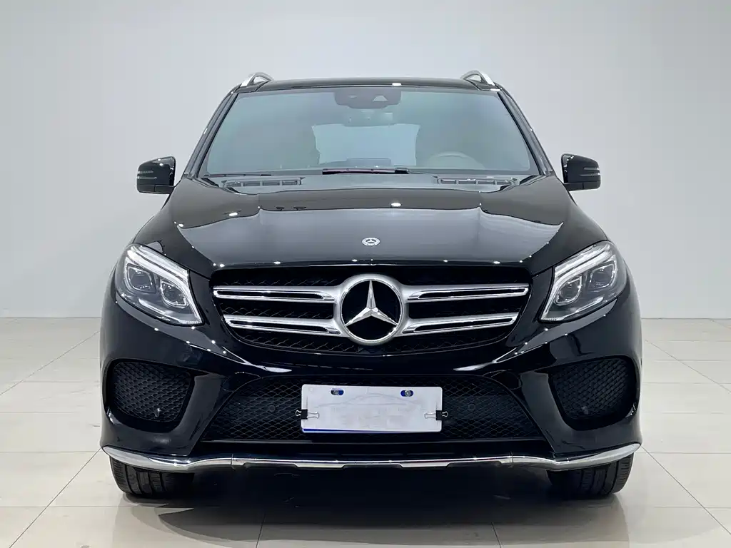 Mercedes-Benz GLE (Import) — миниатюра 2