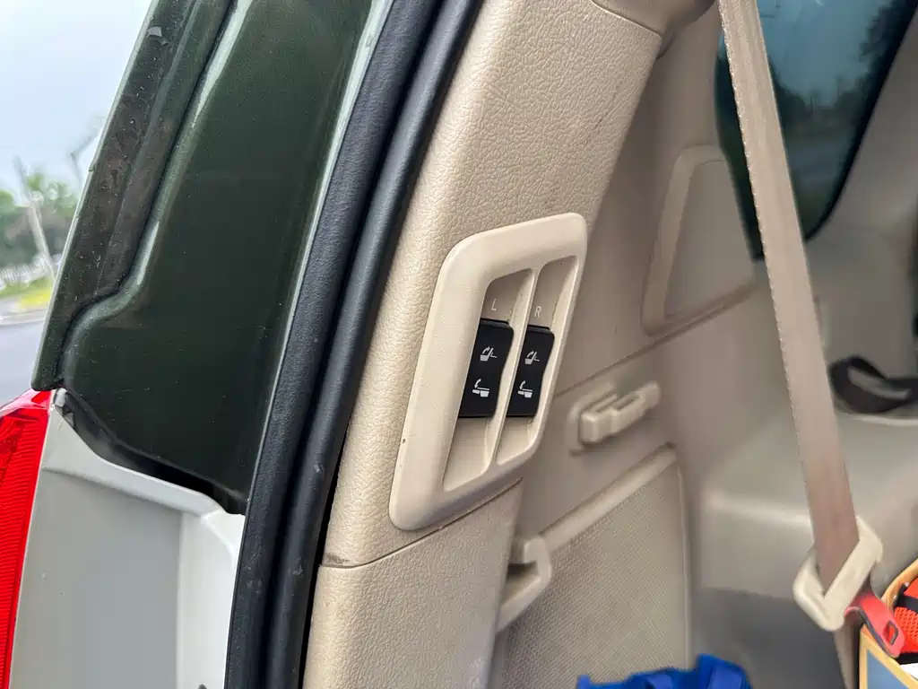 Toyota Prado — миниатюра 16