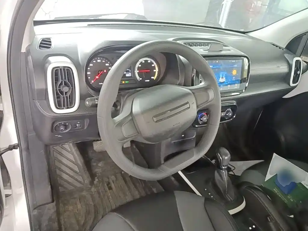 Roewe Clever — миниатюра 11