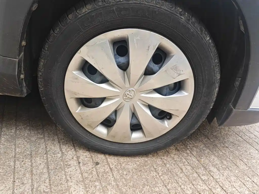 Toyota Yaris L — миниатюра 9