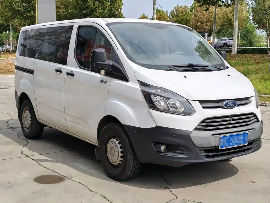 Ford Transit — миниатюра 3