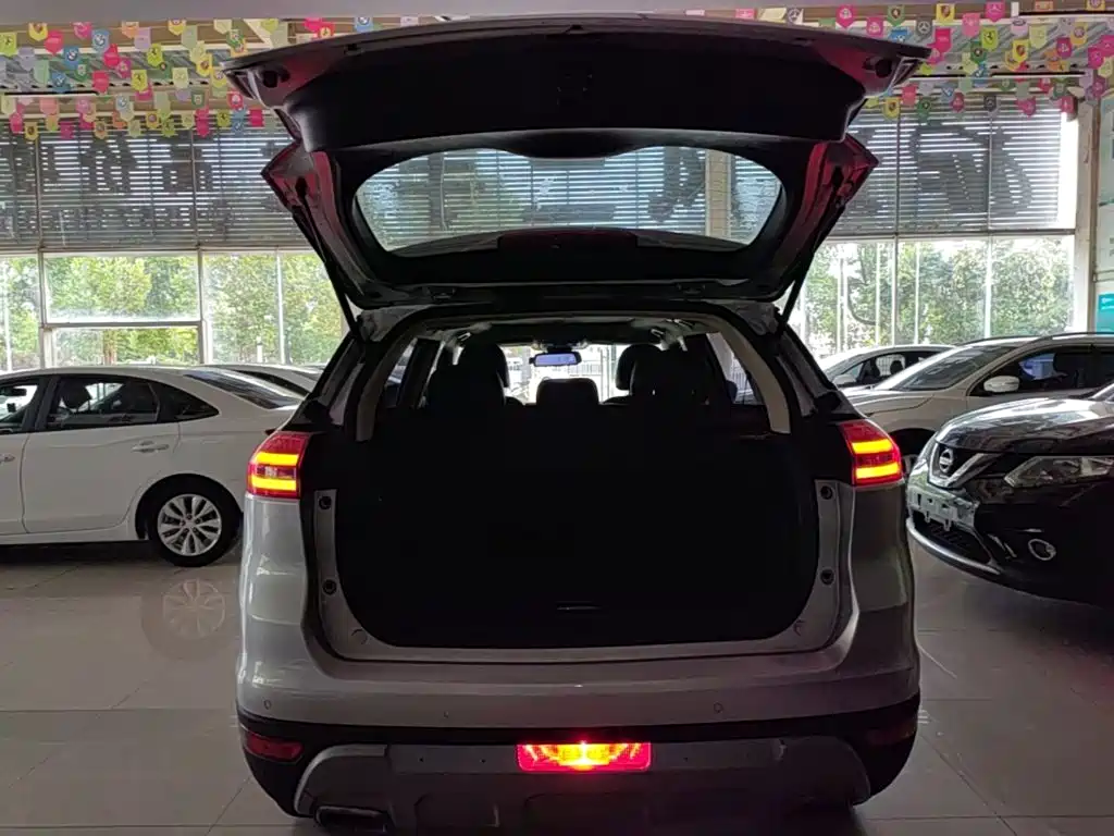 Geely Boyue — миниатюра 19