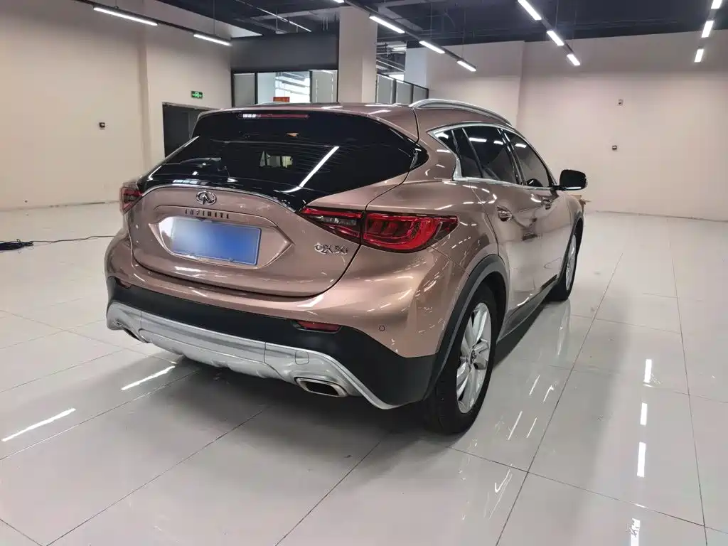 Infiniti QX30 — миниатюра 6