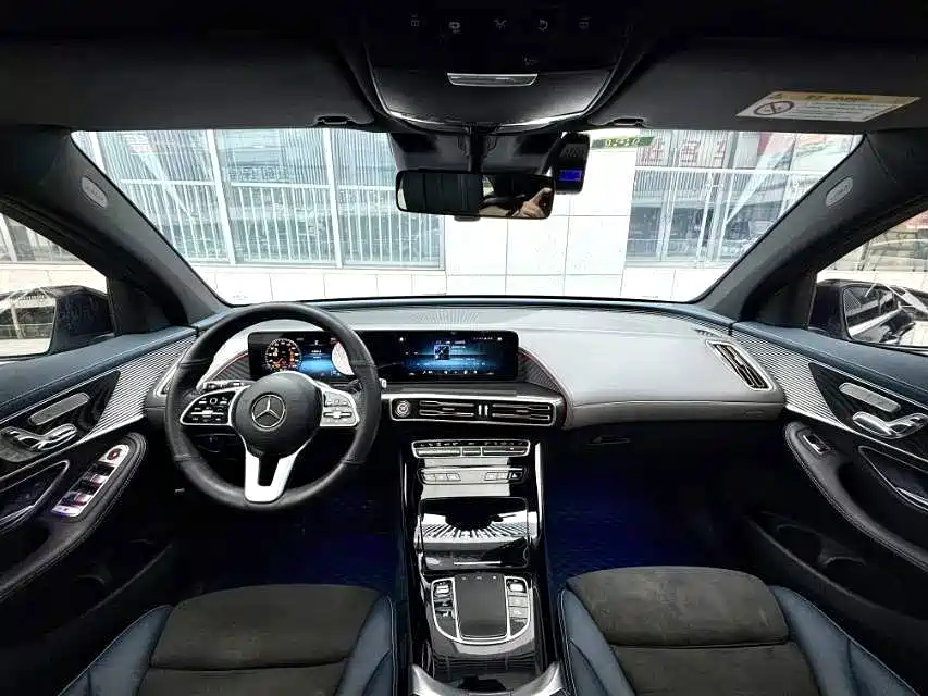 Mercedes-Benz EQC — миниатюра 5