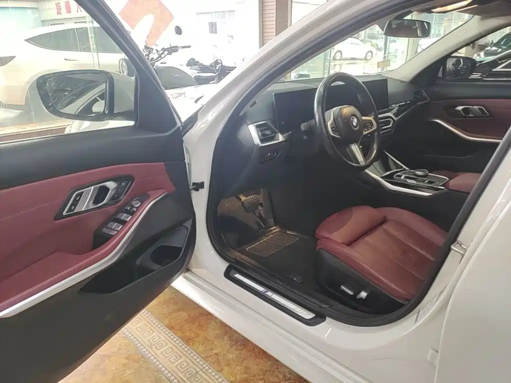 BMW 3 Series — миниатюра 16