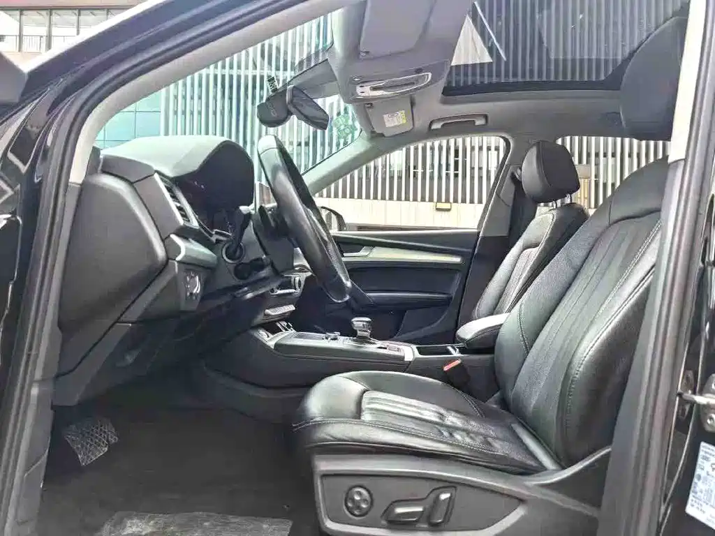 Audi Q5L — миниатюра 8