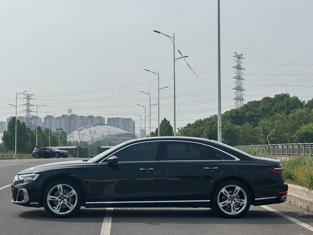 Audi A8 2023 A8L 50 TFSI quattro