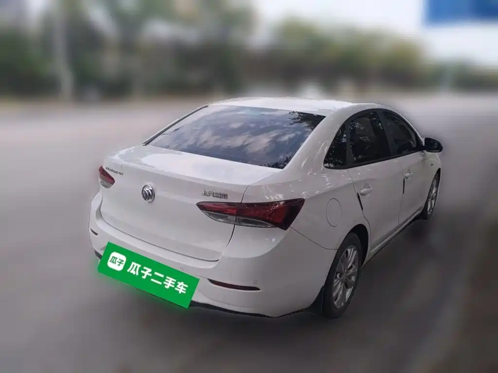Buick Excelle — миниатюра 4