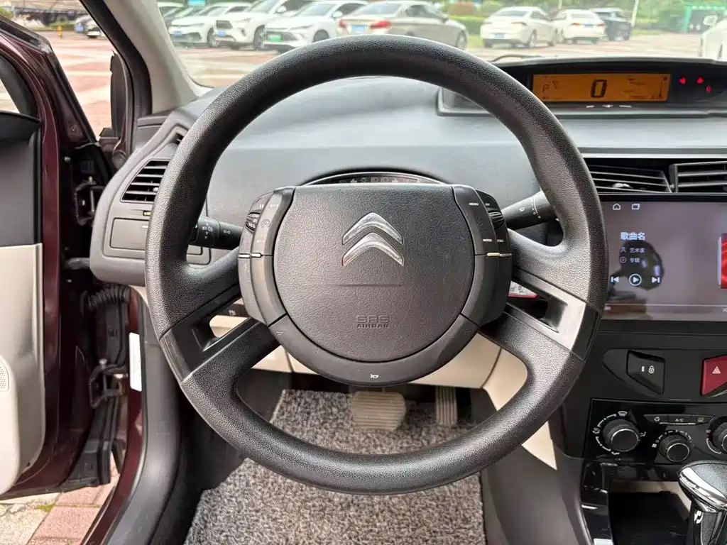 Citroen C-Quatre — миниатюра 4