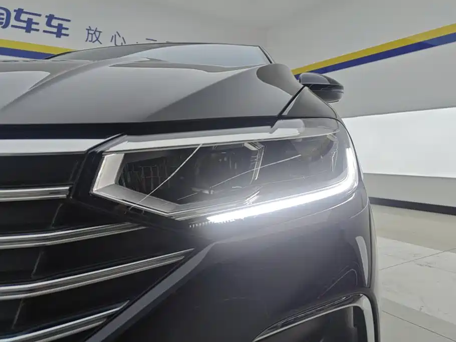 Volkswagen Lavida — миниатюра 5