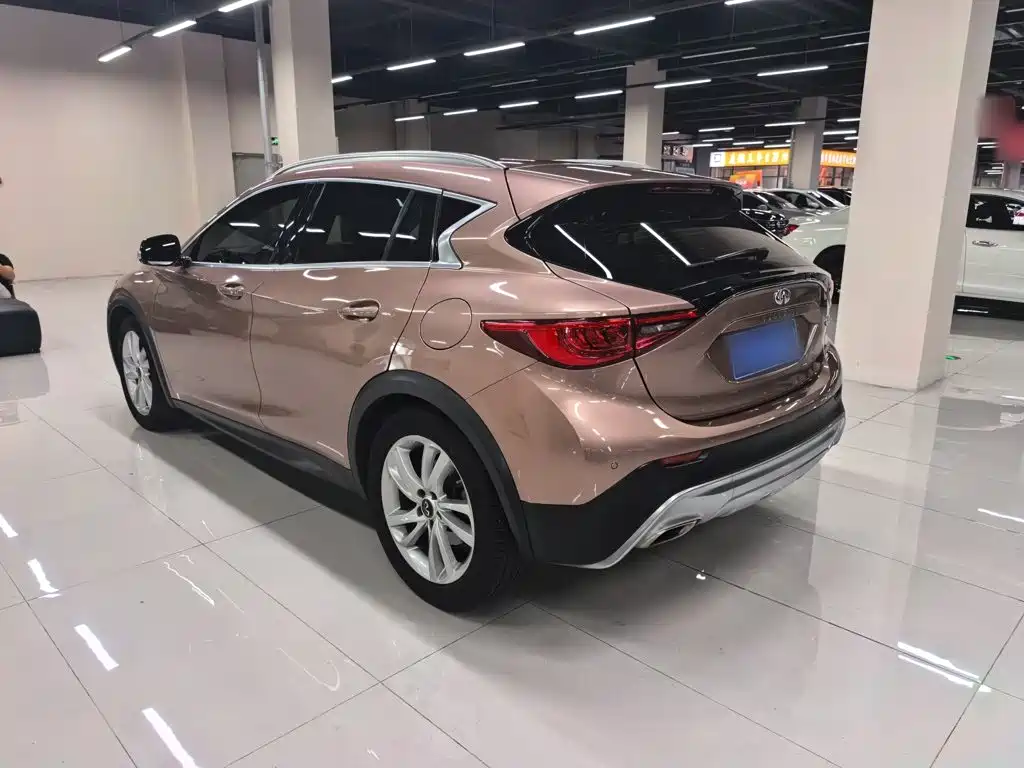 Infiniti QX30 — миниатюра 8