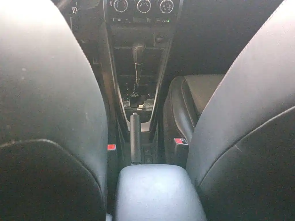 Toyota Yaris L — миниатюра 14