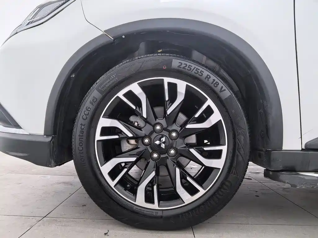 Mitsubishi Outlander — миниатюра 17