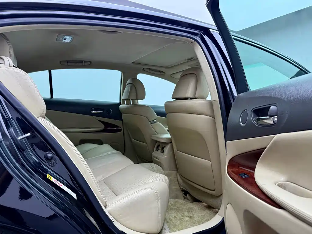 Lexus GS 2010 450h