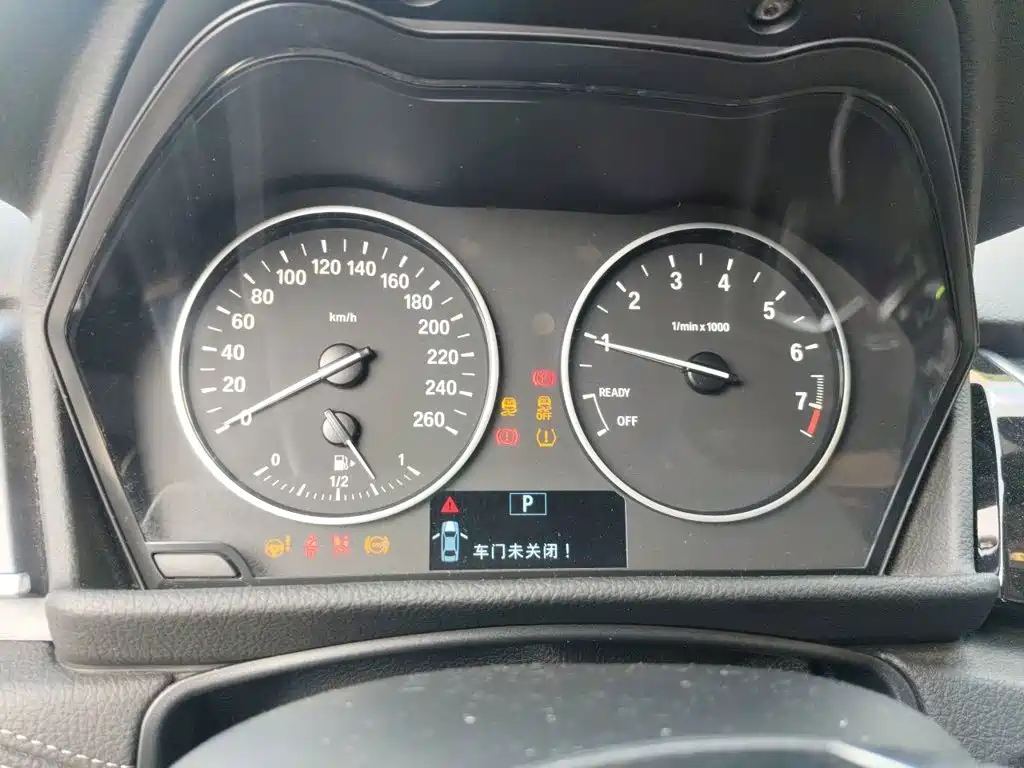 BMW 2 Series Active Tourer (Import) — миниатюра 7