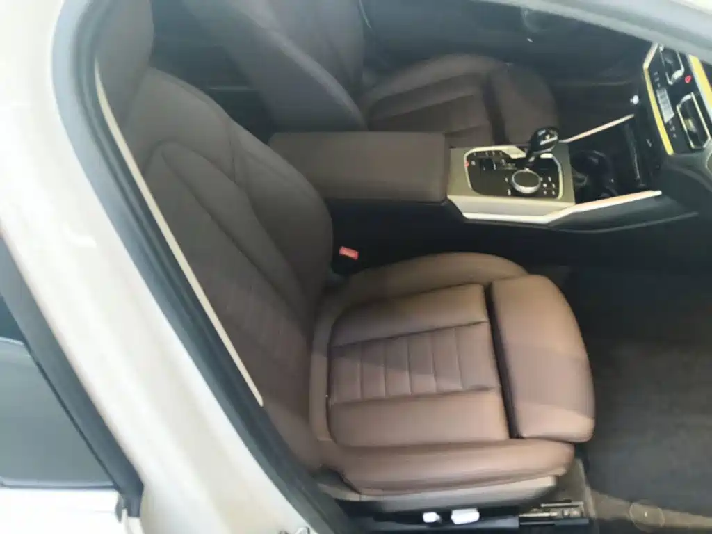 BMW 3 Series — миниатюра 25