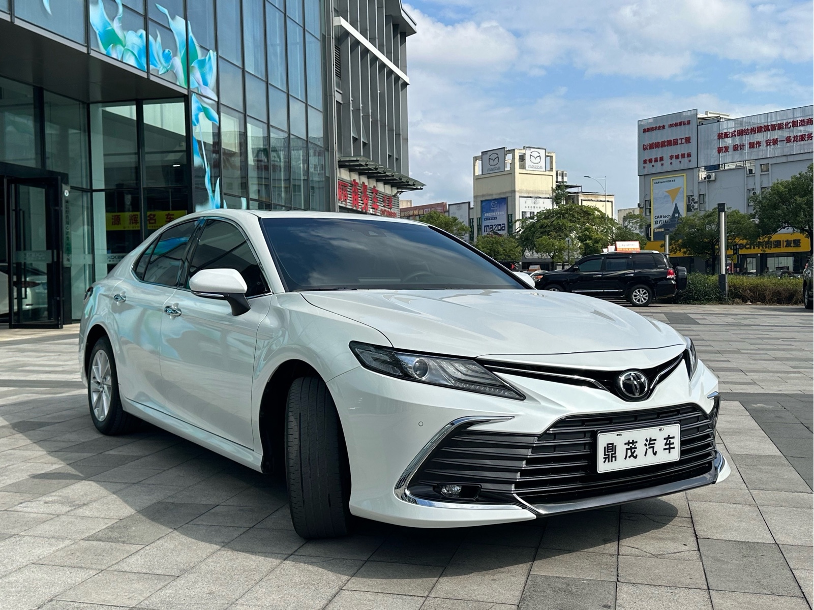 Toyota Camry — миниатюра 8