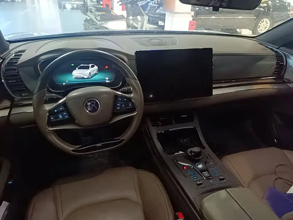 BYD Han — миниатюра 10