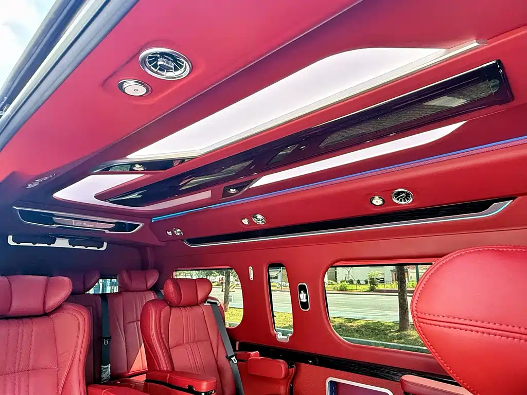 Toyota Hiace — миниатюра 12