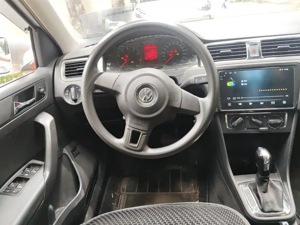 Volkswagen Santana 2015 1.6L AT Comfort
