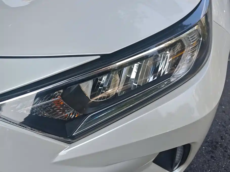 Toyota RAV4 Prime — миниатюра 5