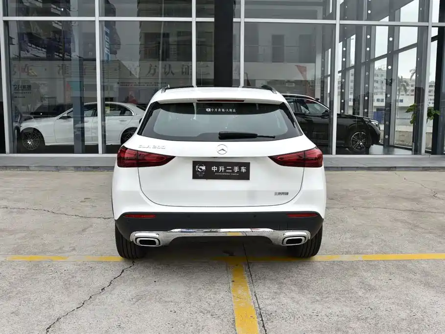 Mercedes-Benz GLA — миниатюра 4