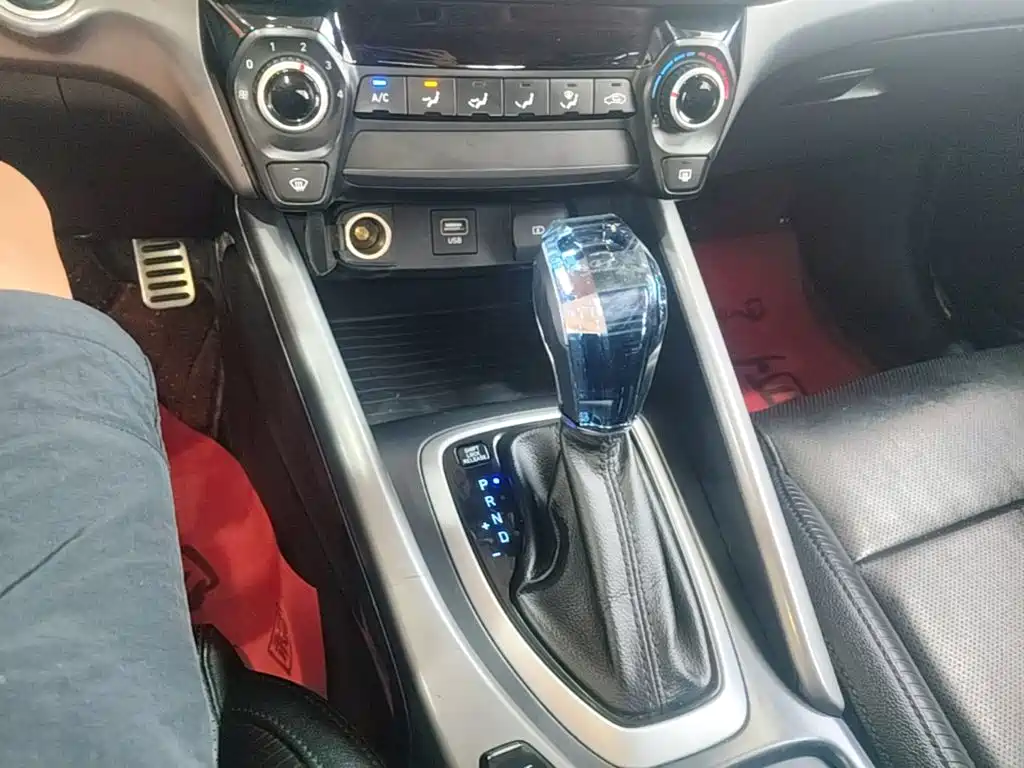 Hyundai Fista — миниатюра 14