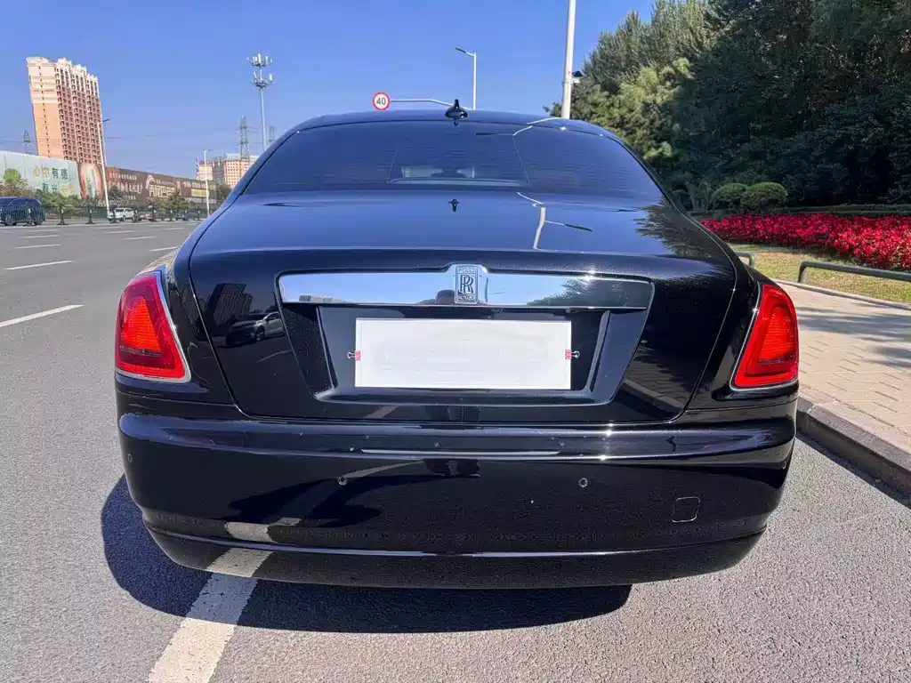 Rolls-Royce Ghost — миниатюра 9