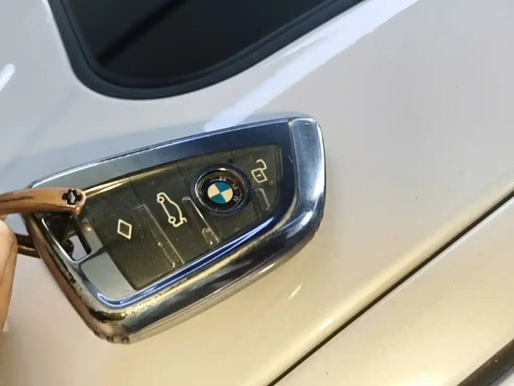 BMW 3 Series — миниатюра 9