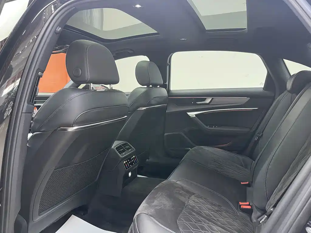 Audi A6L — миниатюра 15