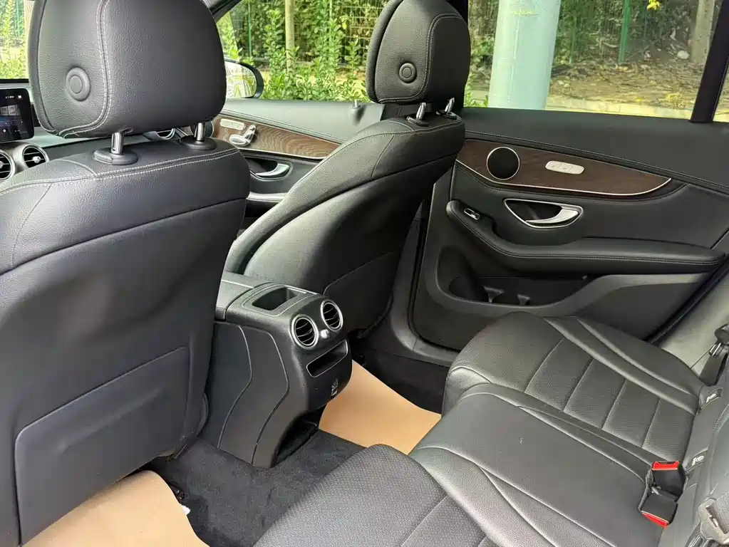 Mercedes-Benz GLC — миниатюра 23
