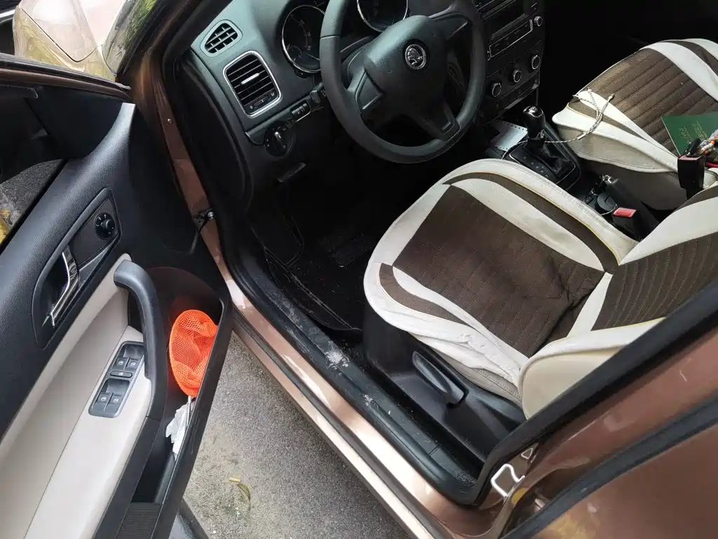 Skoda Yeti — миниатюра 13