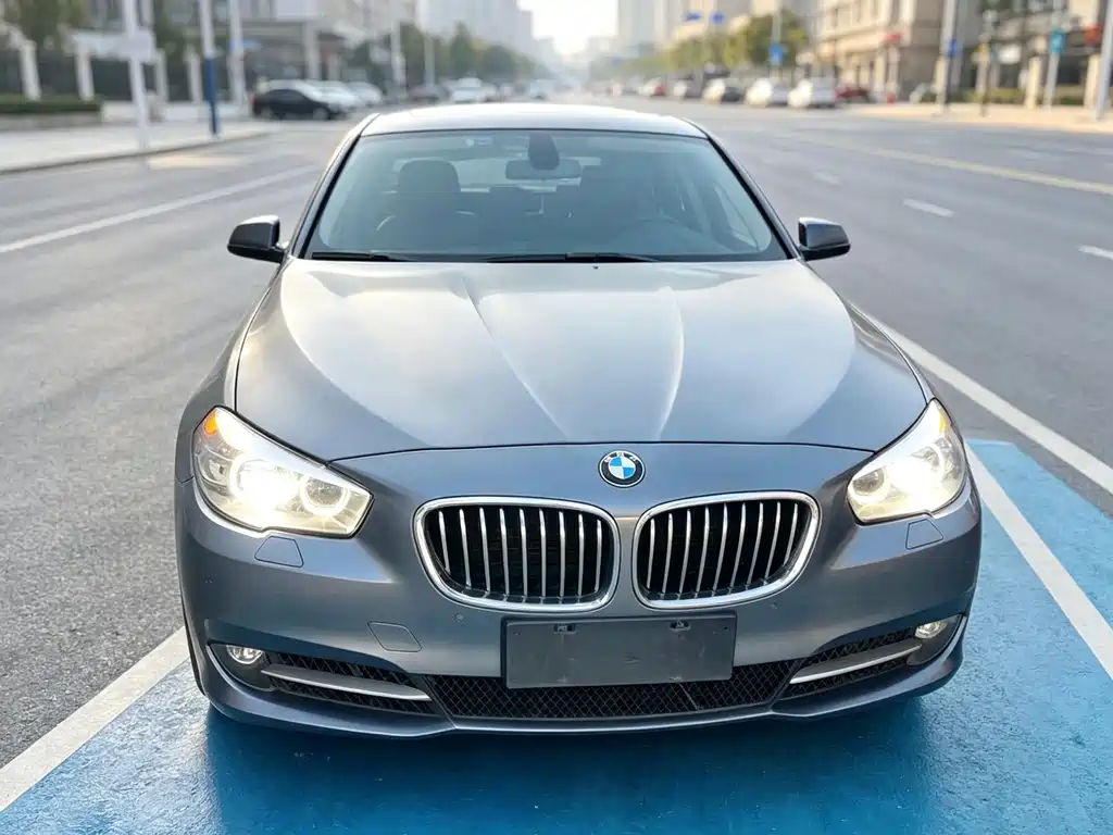 BMW 5 Series GT — миниатюра 2