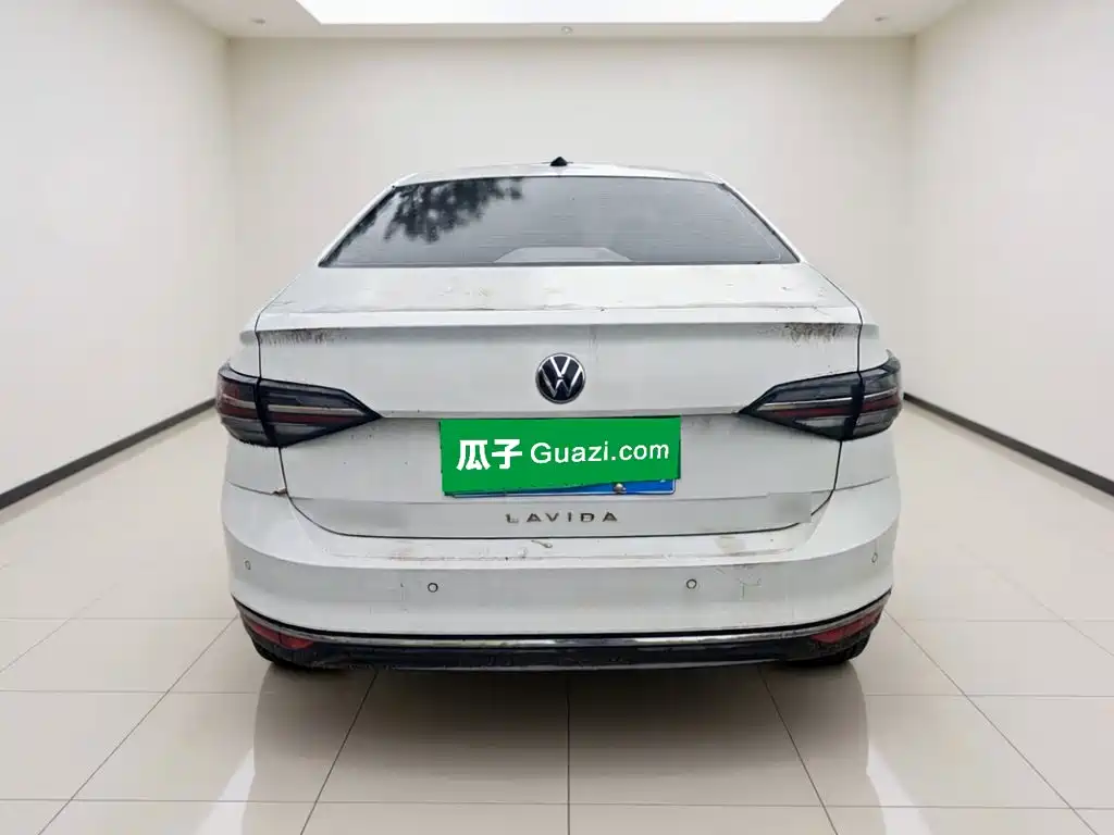 Volkswagen Lavida — миниатюра 3