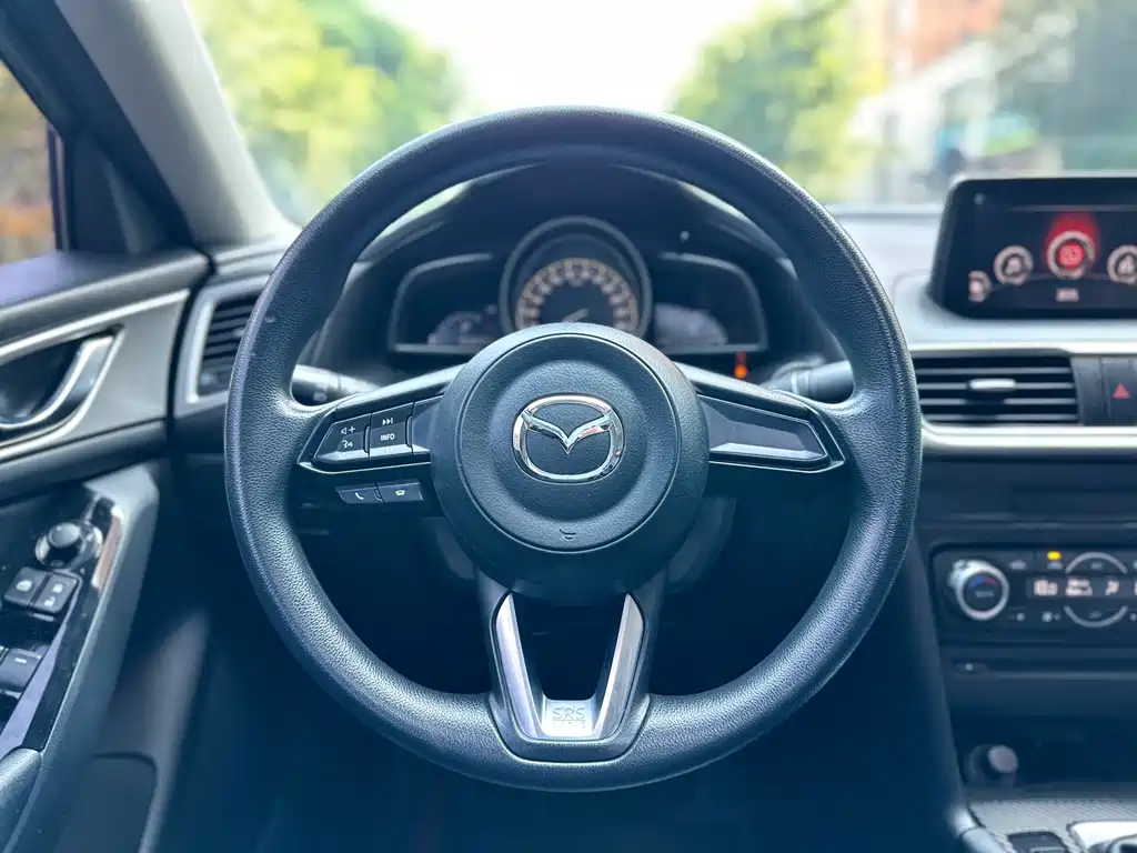 Mazda 3 Axela — миниатюра 21