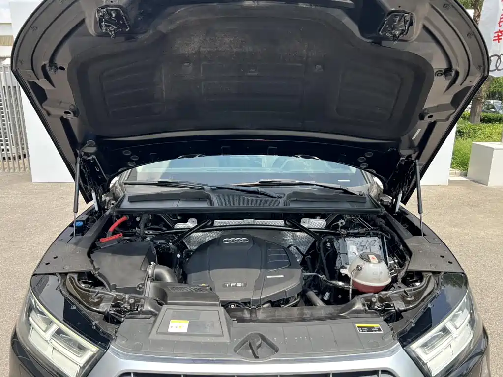 Audi Q5L — миниатюра 14