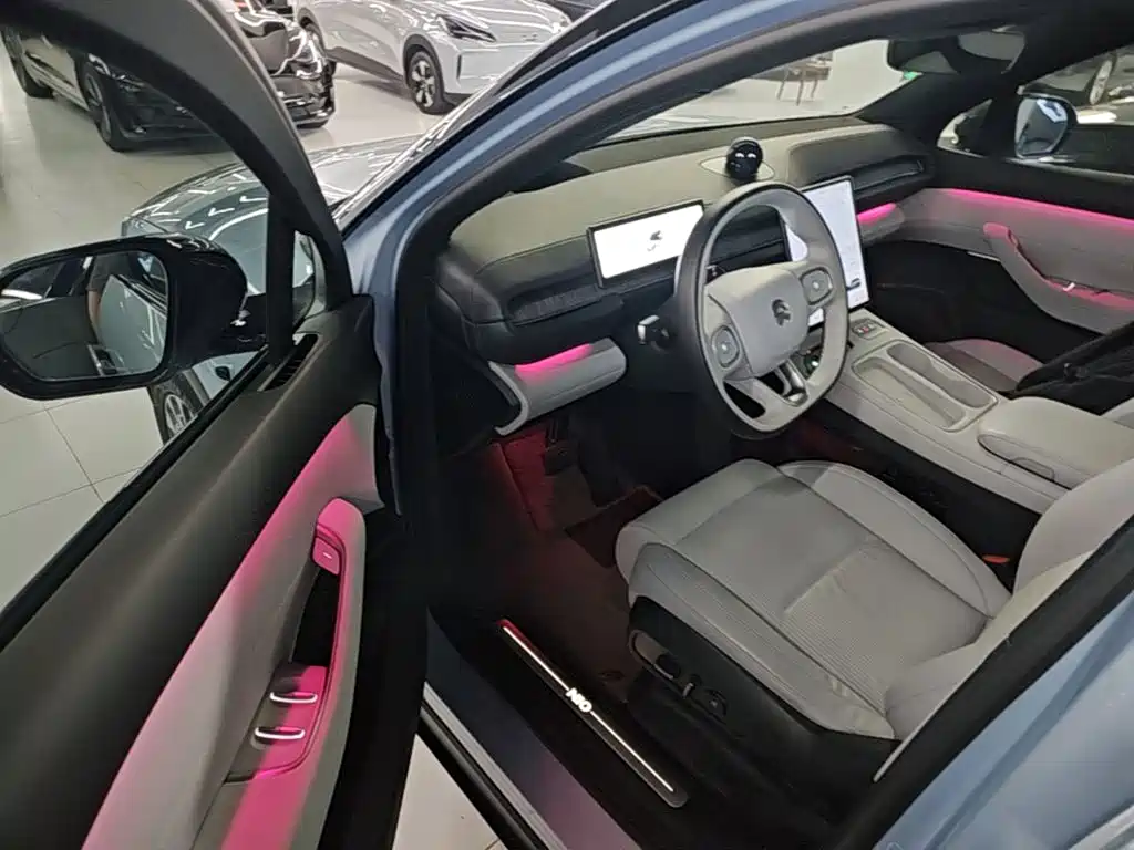 NIO ES6 — миниатюра 16