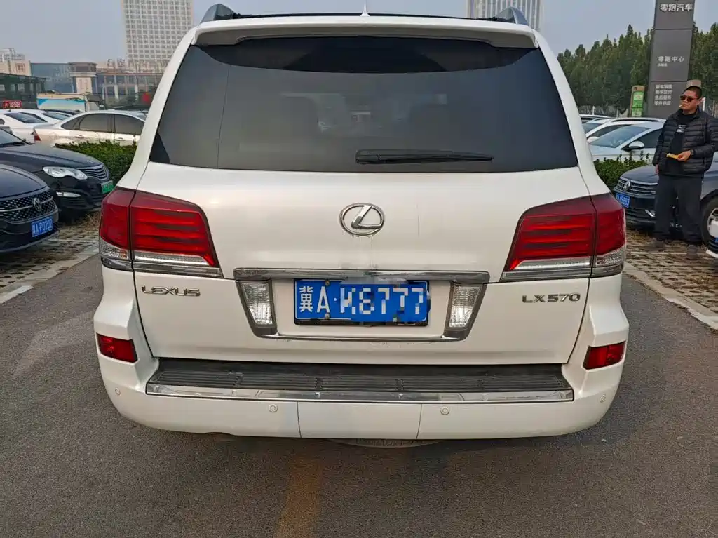 Lexus LX 2013 570