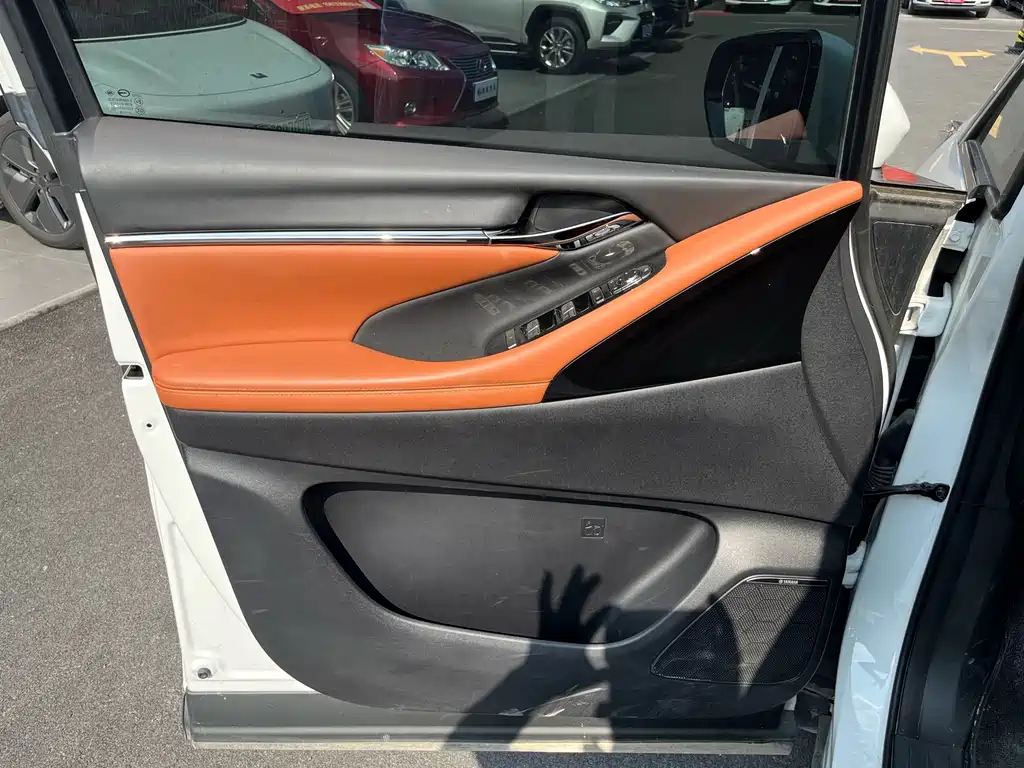 GAC Motor Trumpchi Xiangwang M8 — миниатюра 6