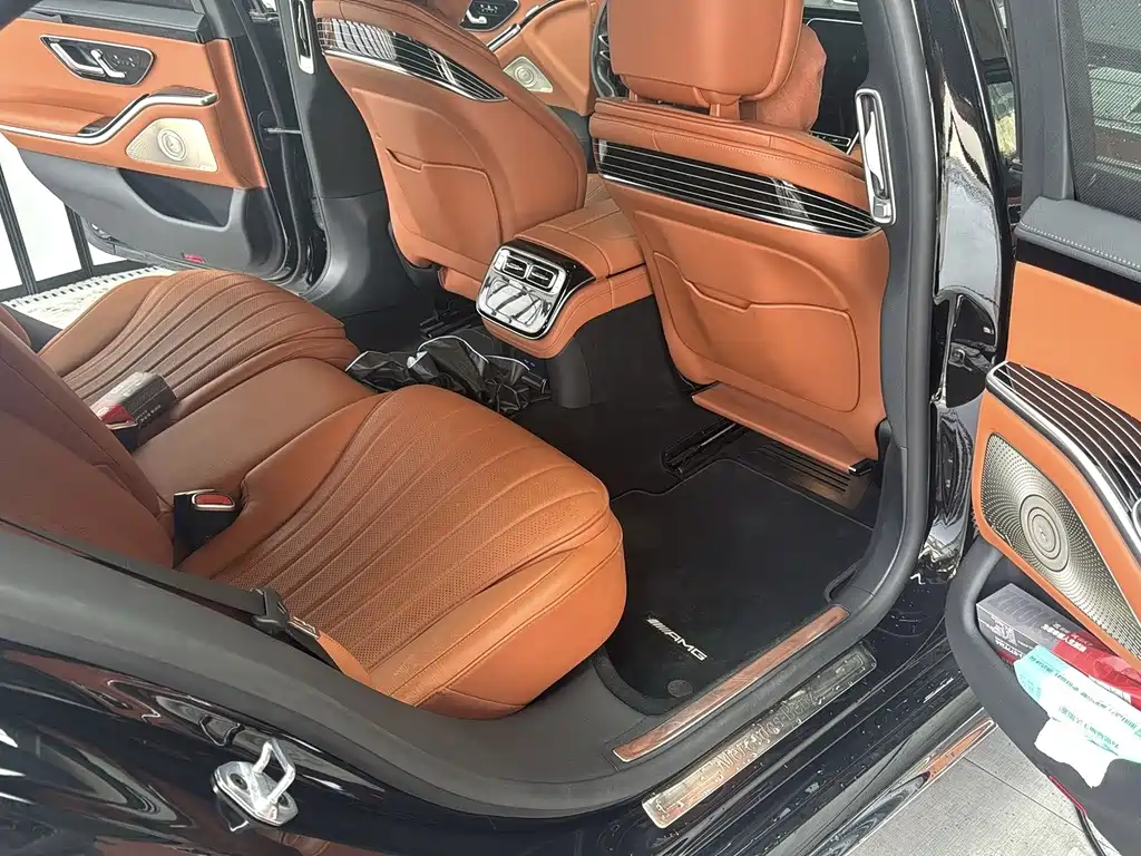 Mercedes-Benz S-Class — миниатюра 7