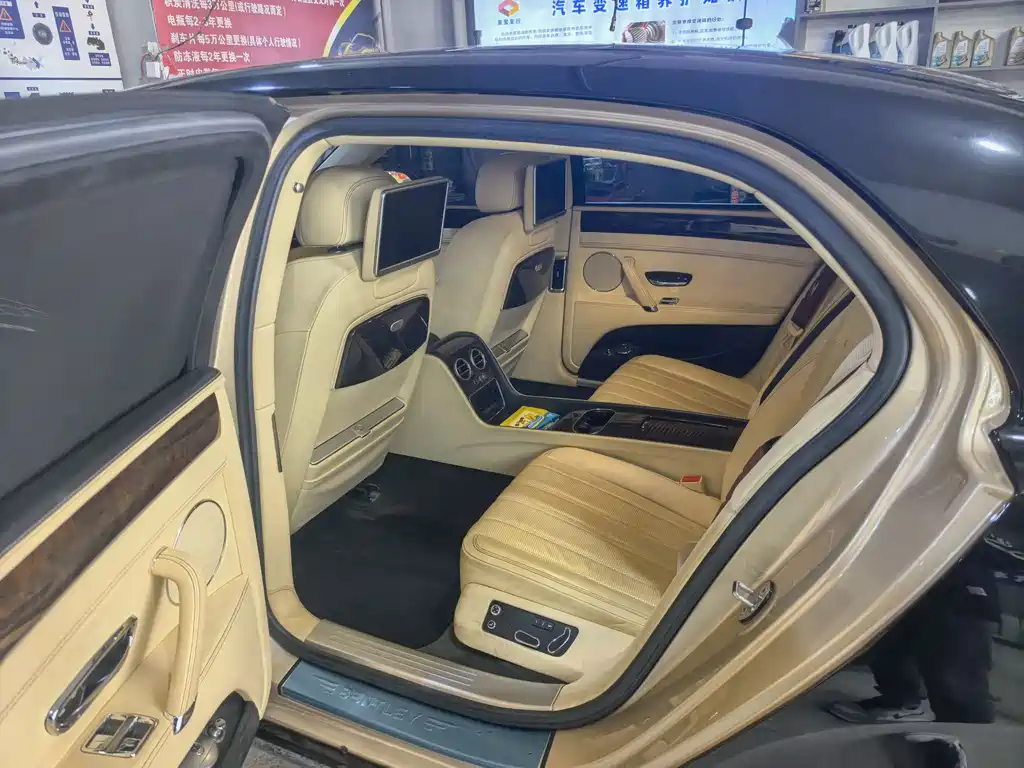 Bentley Flying Spur 2014 4.0T V8 Luxury