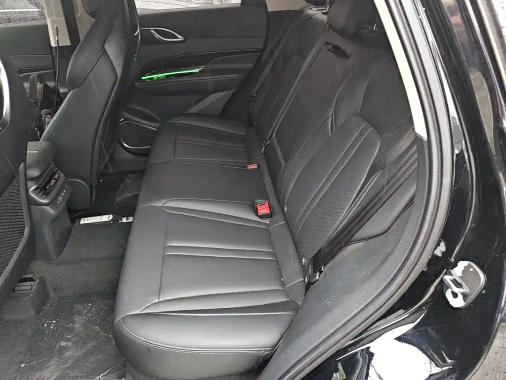 Hongqi Hongqi HS3 PHEV — миниатюра 17