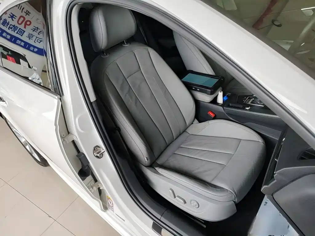 Audi A4L — миниатюра 25