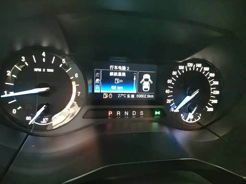 Ford Edge — миниатюра 16